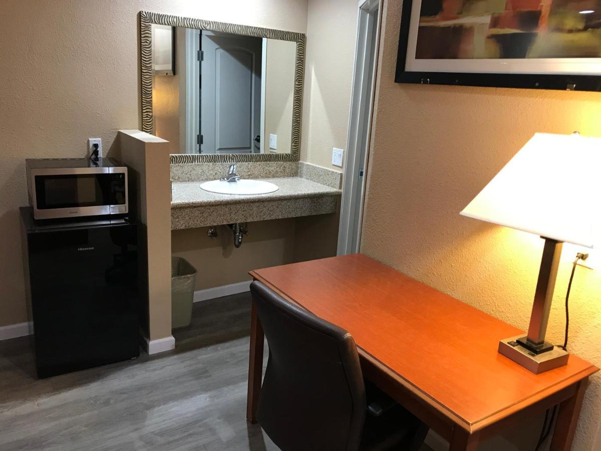 Budget Inn Motel Индио Экстерьер фото